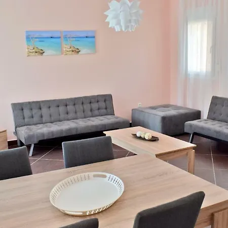 Nina * Skala Rachoni (Thasos)