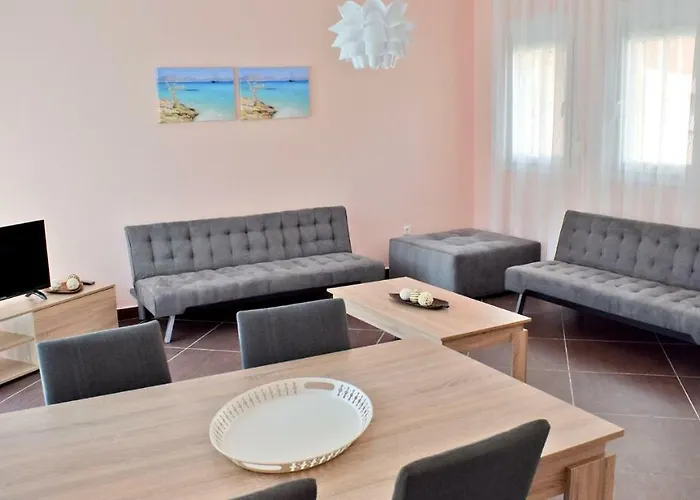 Nina * Skala Rachoni (Thasos)